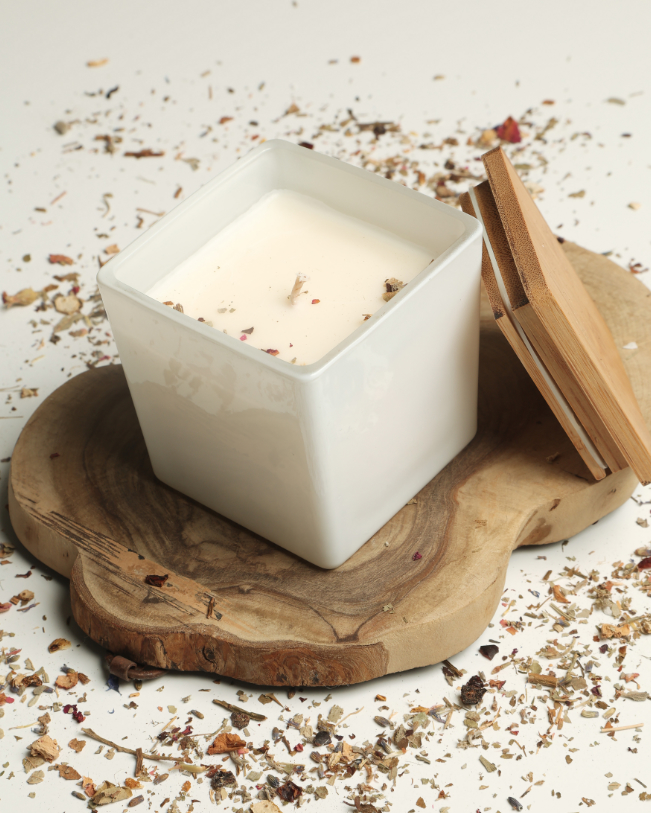white-glass-square.